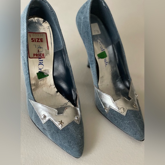 Vintage denim / silver high heels. - Picture 4 of 8